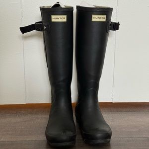 Talk Black Matte Hunter Boots